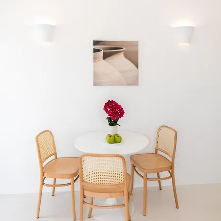 Piccole Kamari (Santorini)