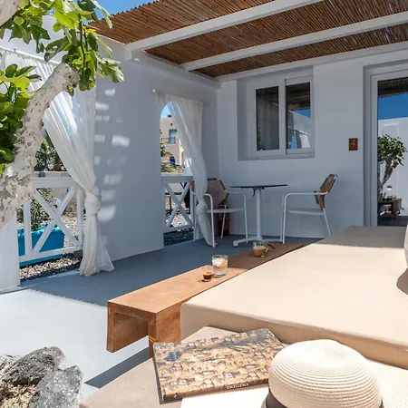 Guest house Piccole Kamari (Santorini)